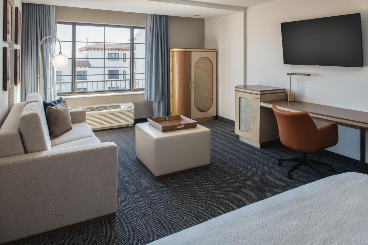 ホテル Courtyard By Marriott サンタクルーズ エクステリア 写真